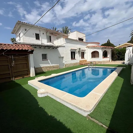 Casa Salada - Ideal Families - Piscina Us Exclusiu 펜션